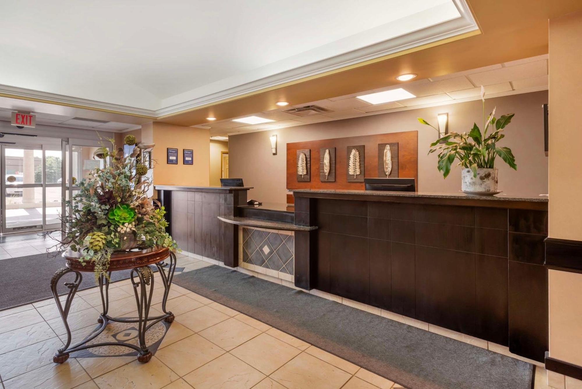 Best Western Rocky Mountain House Exterior foto
